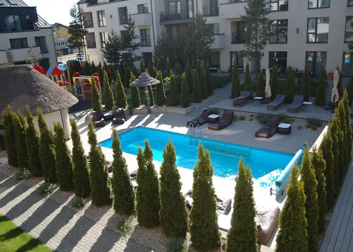 Mill House Apartments2 شقة بالانغا