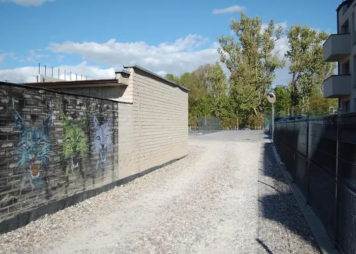 Mill House Apartments2 *