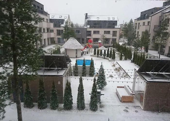 Mill House Apartments2 شقة بالانغا